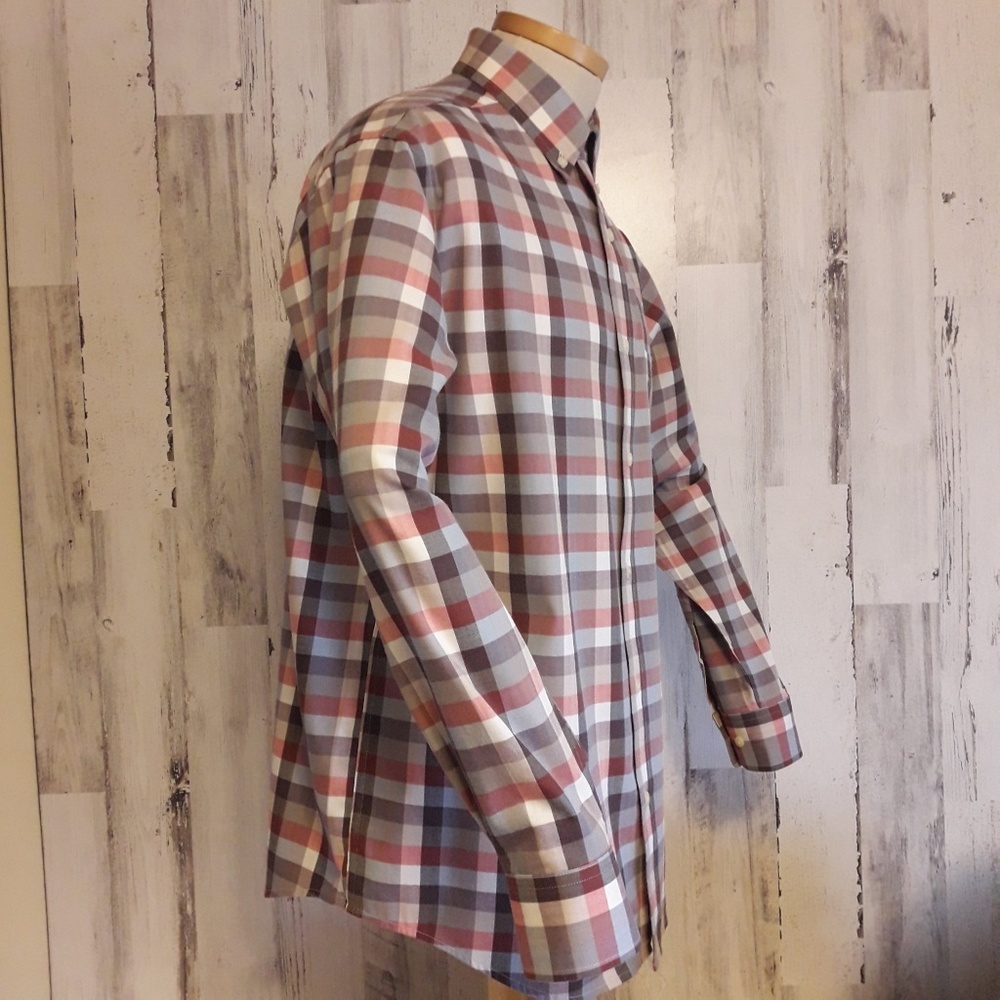 Roundtree & Yorke Plaid L/S Button Up Shirt Medium